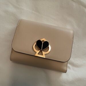 NWT | Kate Spade Nicola Twistlock Small Trifold Wallet (Bone)